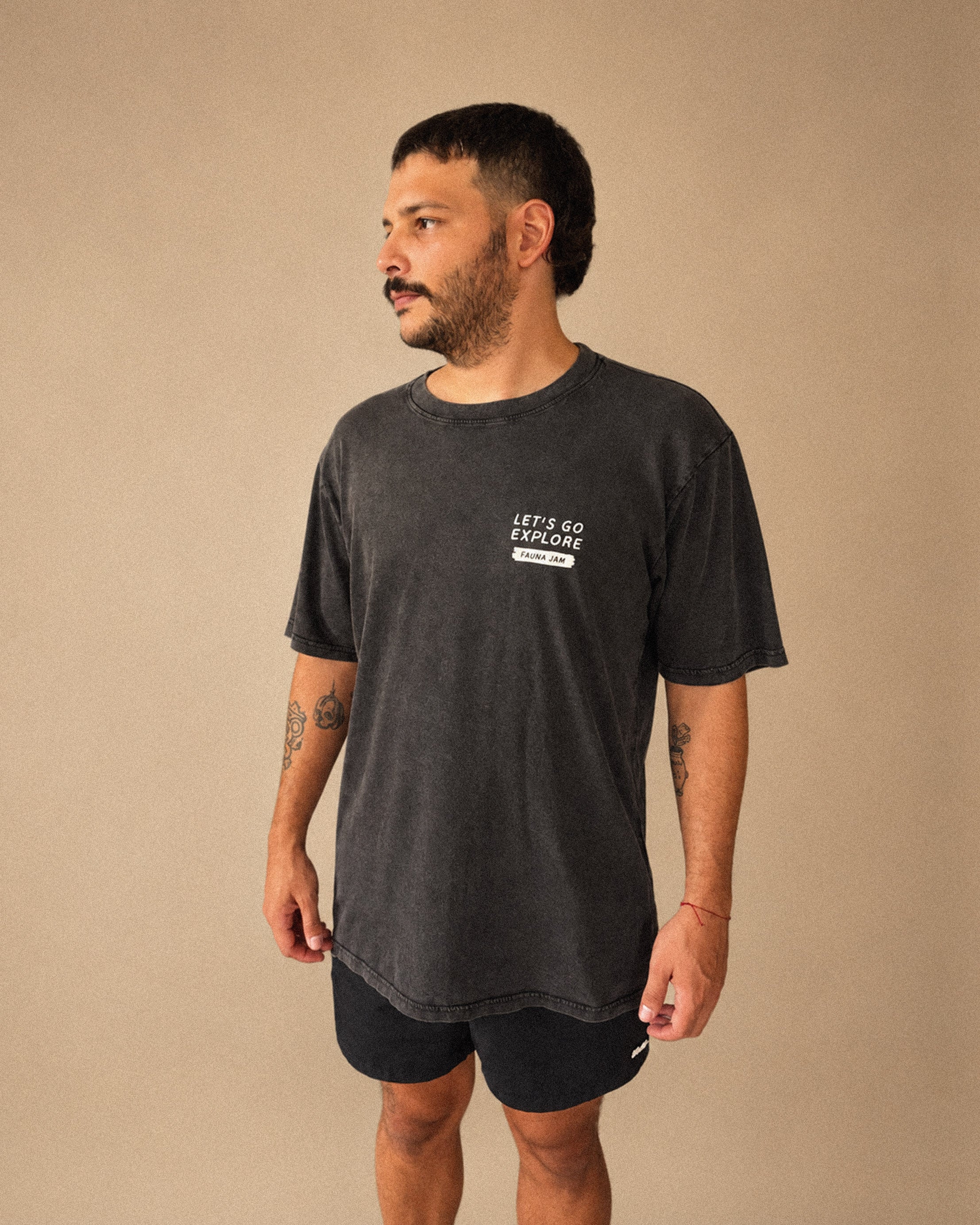 THE MOUNTAINS ARE CALLING OVERSIZED T-SHIRT